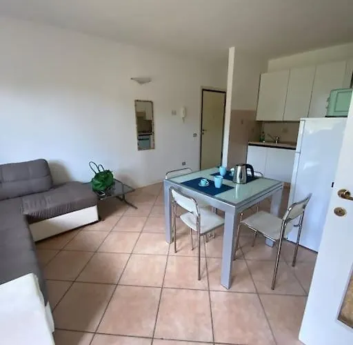 New Home Via Verdi Milano Marittima 밀라노마리티마